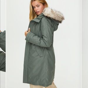Aritizia TNA Summit Parka